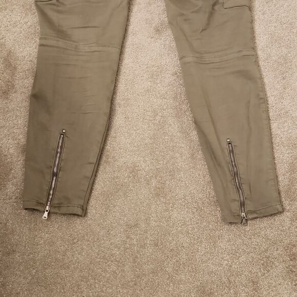 Blank NYC The Reade Crop Olive Green Crop Skinny Jeans Cargo Pockets Size 29/8 - Picture 7 of 11